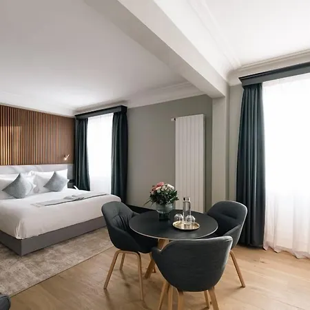 Palace Hotel 5*